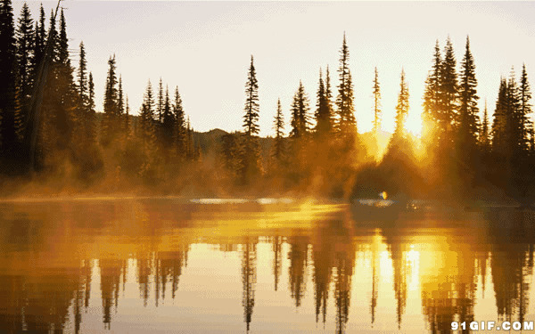 日出山湖景色唯美图片