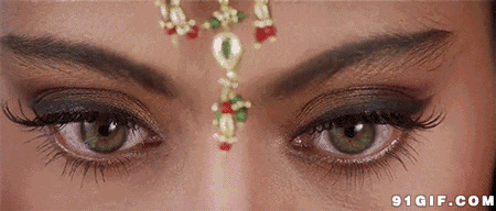 印度美女娇媚眼睛图片