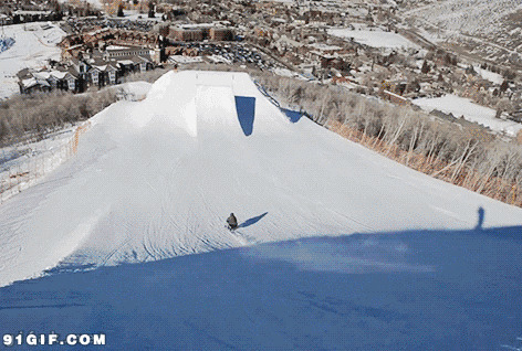 高难度雪场滑雪图片
