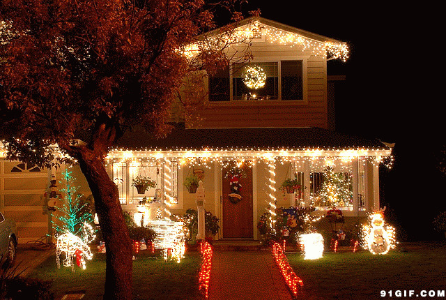 圣诞小屋彩灯闪烁图片
