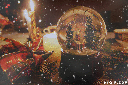 圣诞水晶球唯美图片