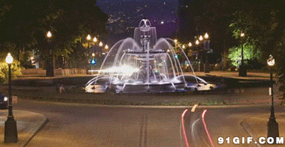 街心喷泉夜景gif图
