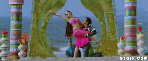 印度情侣歌舞gif图