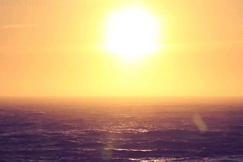 海面升起太阳gif图