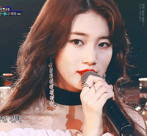 韩国气质美女歌手gif图片