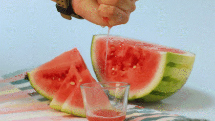 这西瓜汁GIF图片
