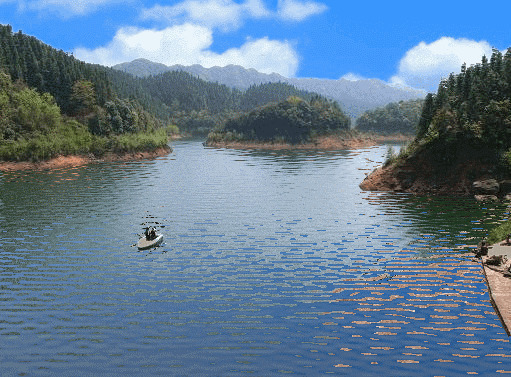 风景秀丽湖心小舟GIF图片
