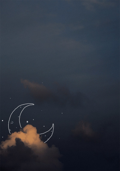月亮躲到云里了GIF素材图片