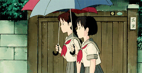 两位卡通小孩戴着红领巾打着雨伞一起去上学gif图片